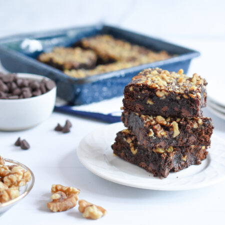 Image of Walnut Brownies with Molasses Recipe